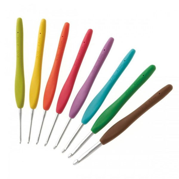 Clover Amour crochet hook aluminium 2-6 mm